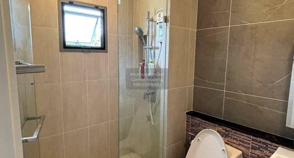 For rent 4 bedrooms house in Pak Kret, Nonthaburi