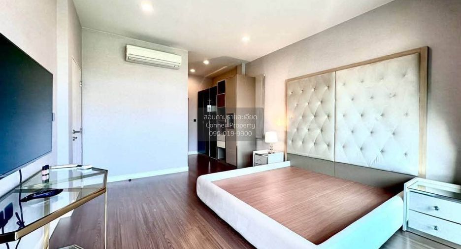 For rent 4 bedrooms house in Bang Kapi, Bangkok