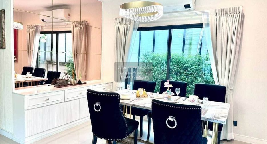 For rent 4 bedrooms house in Bang Kapi, Bangkok