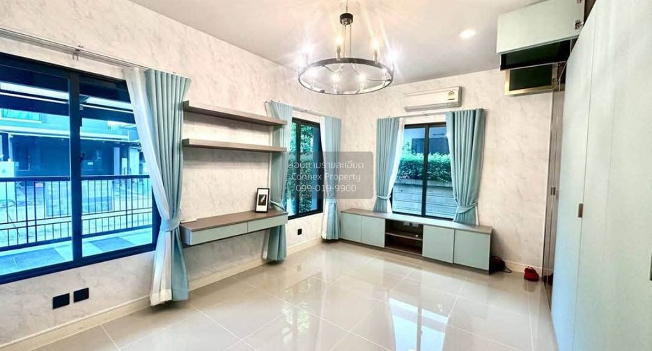 For rent 4 bedrooms house in Bang Kapi, Bangkok