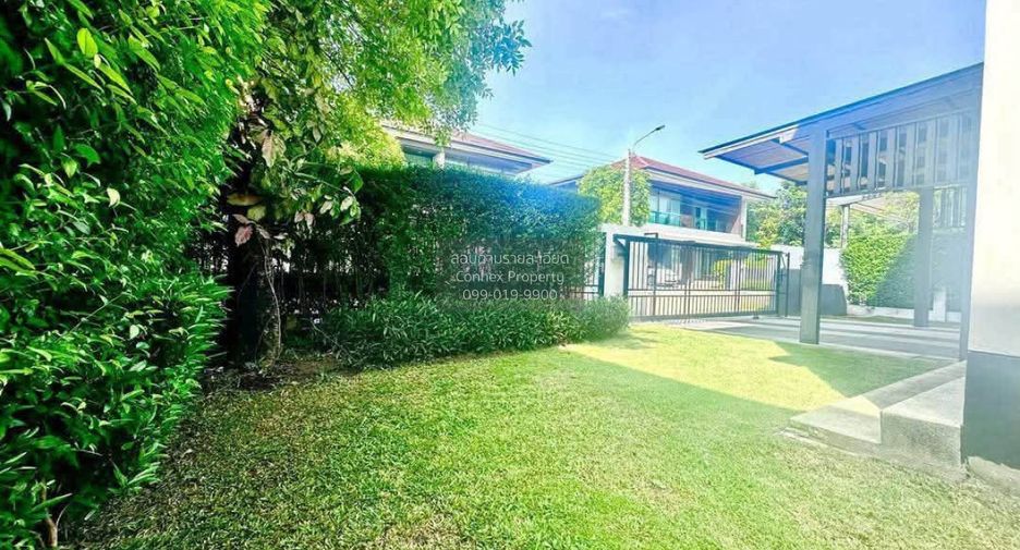 For rent 4 bedrooms house in Bang Kapi, Bangkok