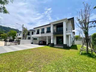 Haus zur Miete mit 4 Zimmer in Mueang Phuket, Phuket