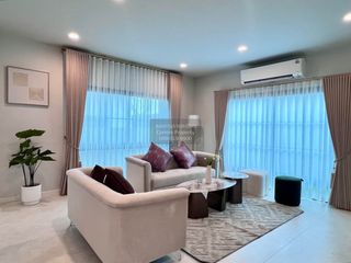 Haus zur Miete mit 4 Zimmer in Mueang Phuket, Phuket