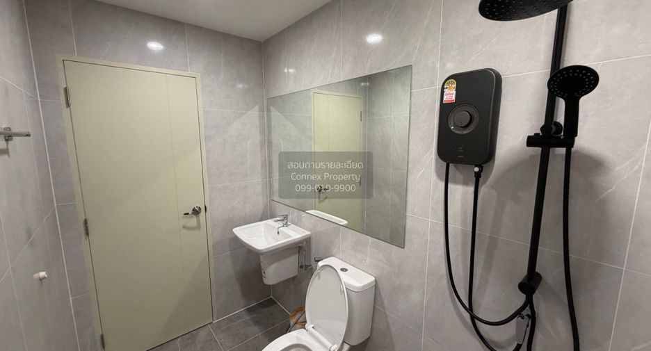 For rent 3 bedrooms townhouse in Bang Phli, Samut Prakan