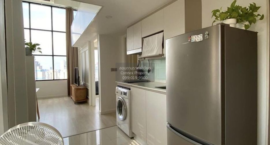 For rent 2 bedrooms condo in Sathon, Bangkok