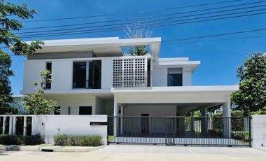 For rent 4 bedrooms house in Bang Phli, Samut Prakan