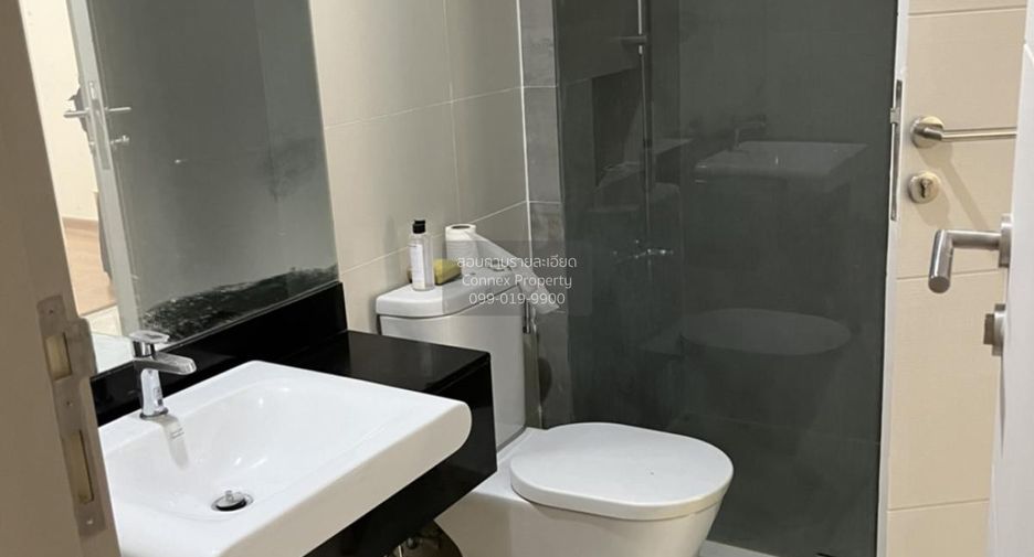 For rent 2 bedrooms condo in Ratchathewi, Bangkok