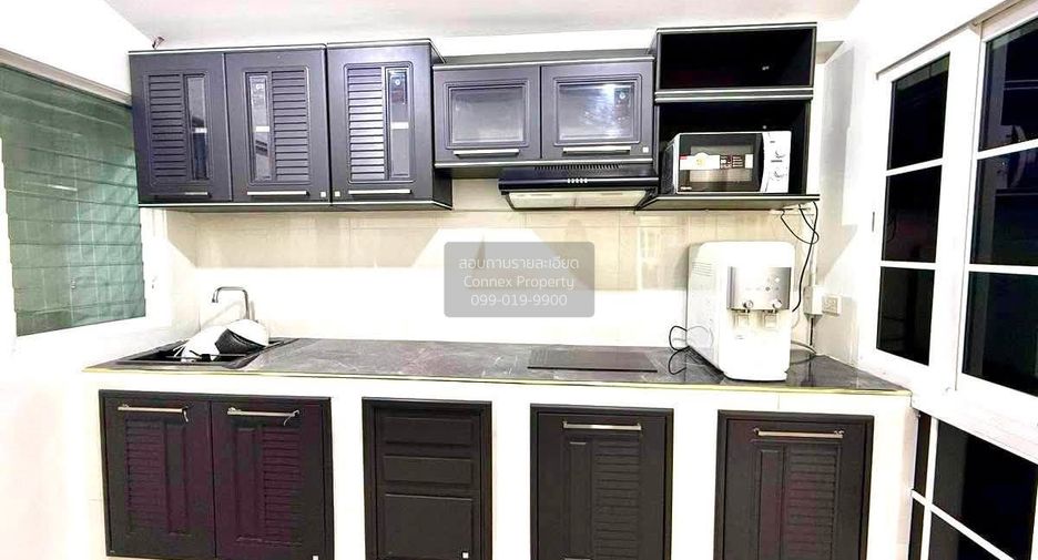 For rent 4 bedrooms house in Pak Kret, Nonthaburi