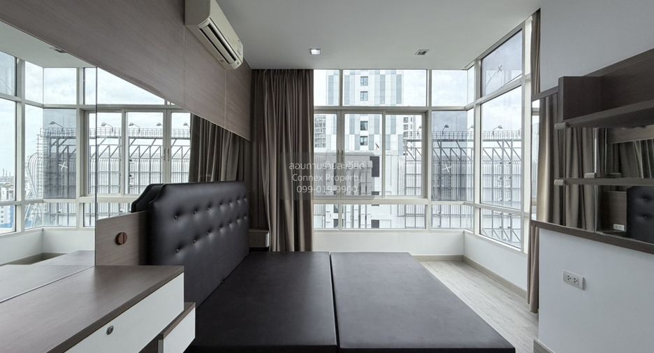 For rent 2 bedrooms condo in Phra Khanong, Bangkok