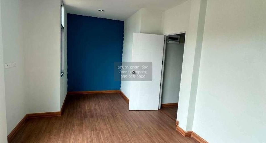 For rent 3 bedrooms townhouse in Thalang, Phuket