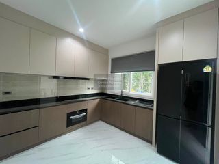 出租 5 卧室 独立屋 在 Bang Phli, Samut Prakan