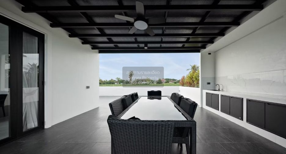 Casa en alquiler de 6 habitaciones en Bang Lamung, Chonburi