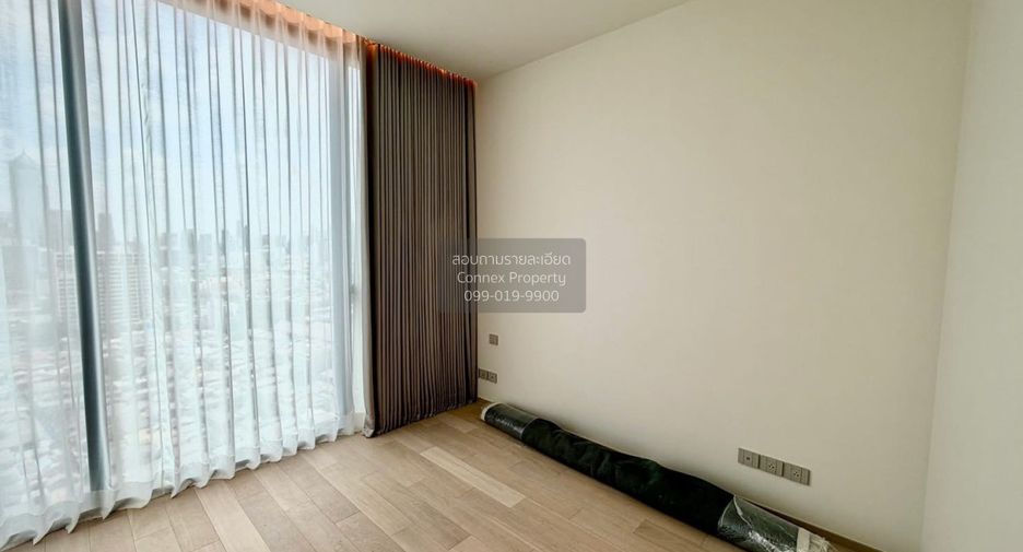 For rent 3 bedrooms condo in Sathon, Bangkok