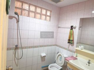 For rent 3 bedrooms house in Bang Khun Thian, Bangkok