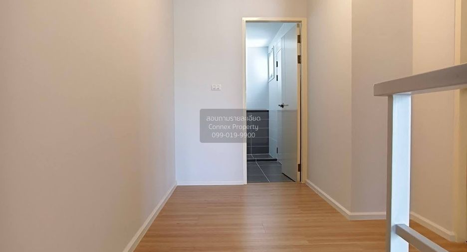 For rent 3 bedrooms townhouse in Prawet, Bangkok
