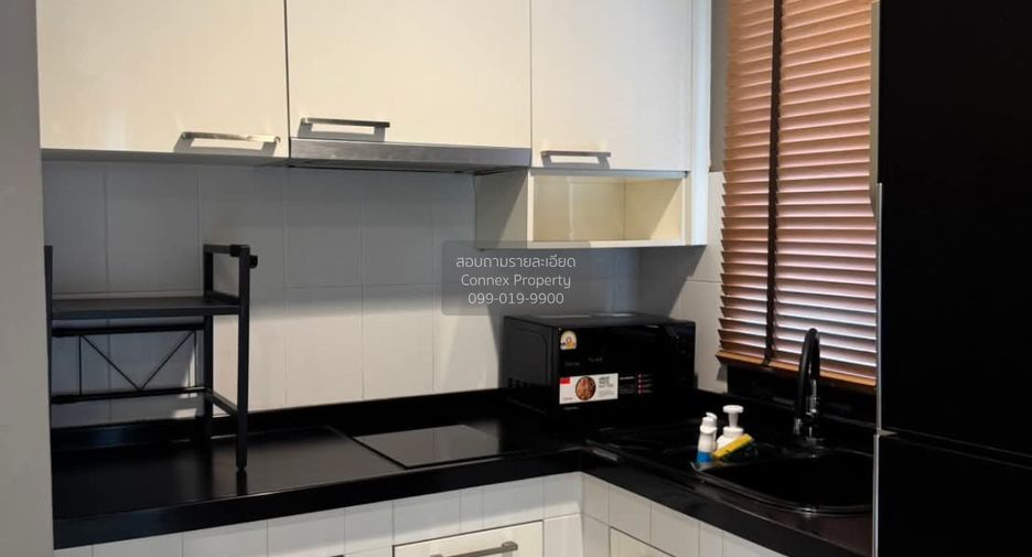 For rent 3 bedrooms townhouse in Suan Luang, Bangkok