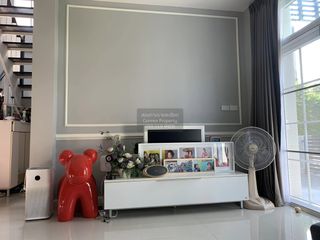 For rent 3 bedrooms house in Saphan Sung, Bangkok