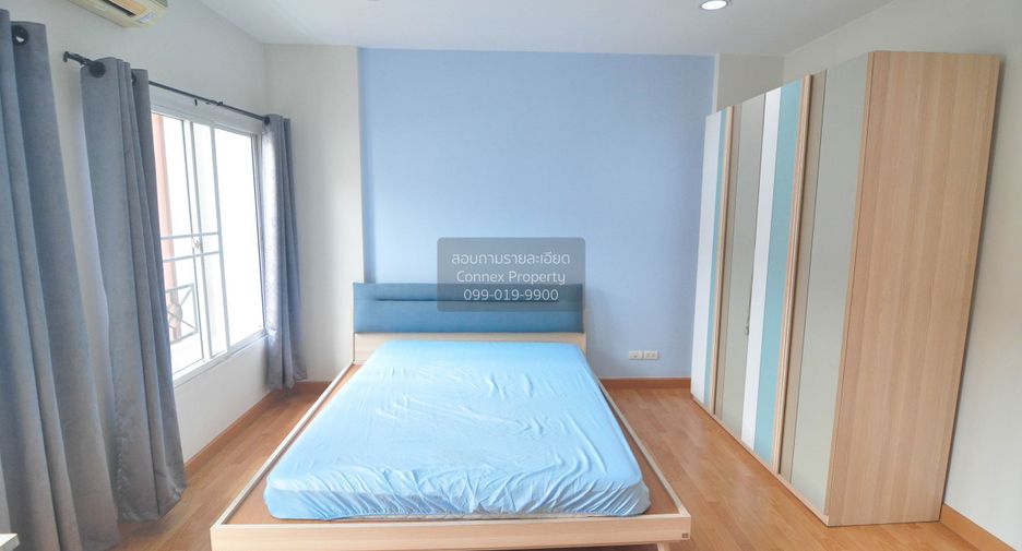For rent 3 bedrooms townhouse in Bang Khen, Bangkok