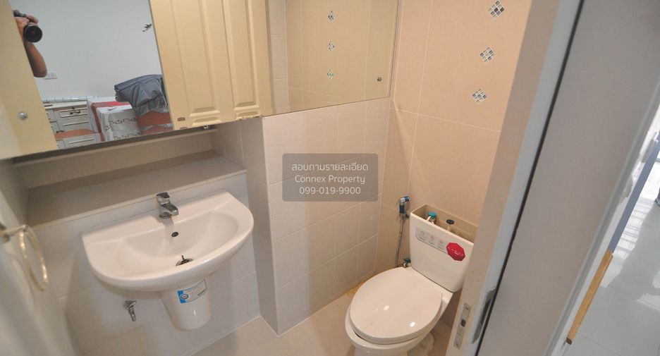 For rent 3 bedrooms townhouse in Bang Khen, Bangkok