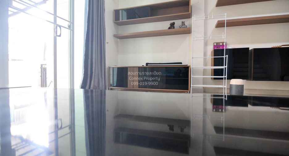 For rent 3 bedrooms townhouse in Bang Khen, Bangkok