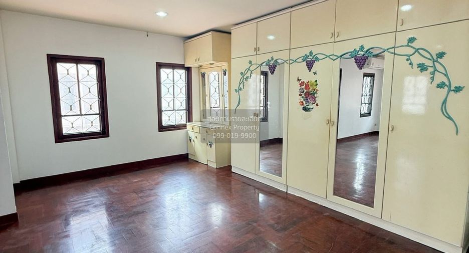 For rent 3 bedrooms house in Bang Bua Thong, Nonthaburi