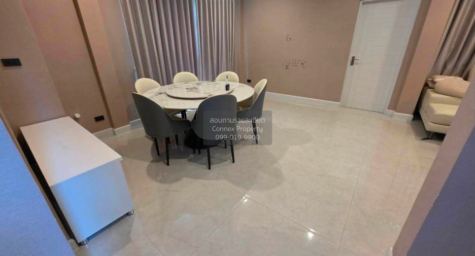 For rent 5 bedrooms house in Khlong Sam Wa, Bangkok