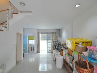 For rent 3 bedrooms townhouse in Bang Khen, Bangkok