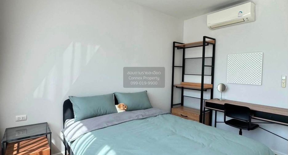 For rent 3 bedrooms townhouse in Saphan Sung, Bangkok
