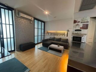 For rent 2 bedrooms condo in Sathon, Bangkok