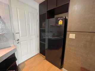 For rent 2 bedrooms condo in Sathon, Bangkok