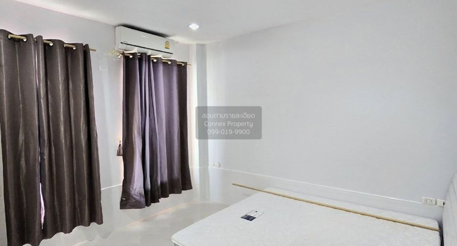 For rent 3 bedrooms townhouse in Mueang Samut Prakan, Samut Prakan