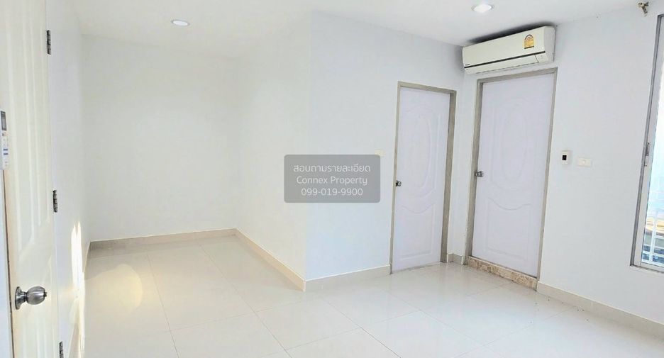 For rent 3 bedrooms townhouse in Mueang Samut Prakan, Samut Prakan