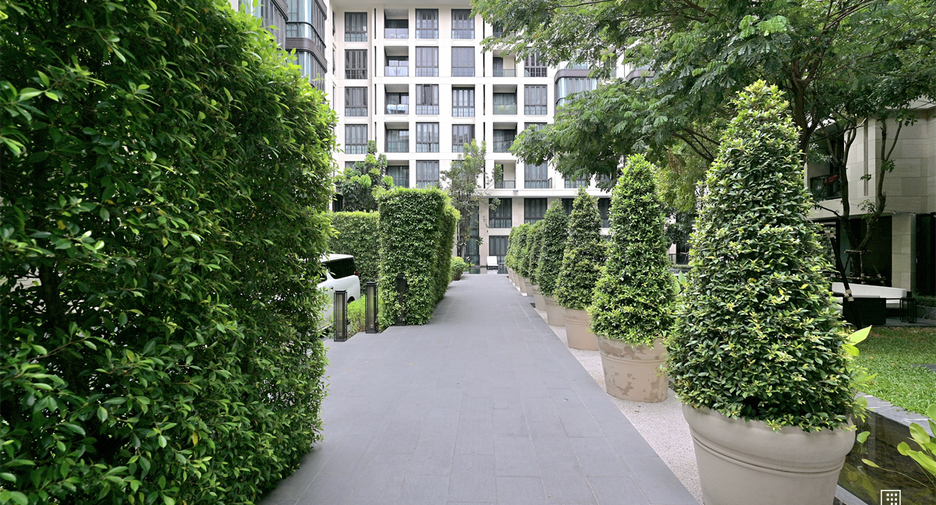 For rent 1 bed condo in Watthana, Bangkok