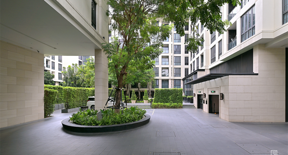 For rent 1 bed condo in Watthana, Bangkok