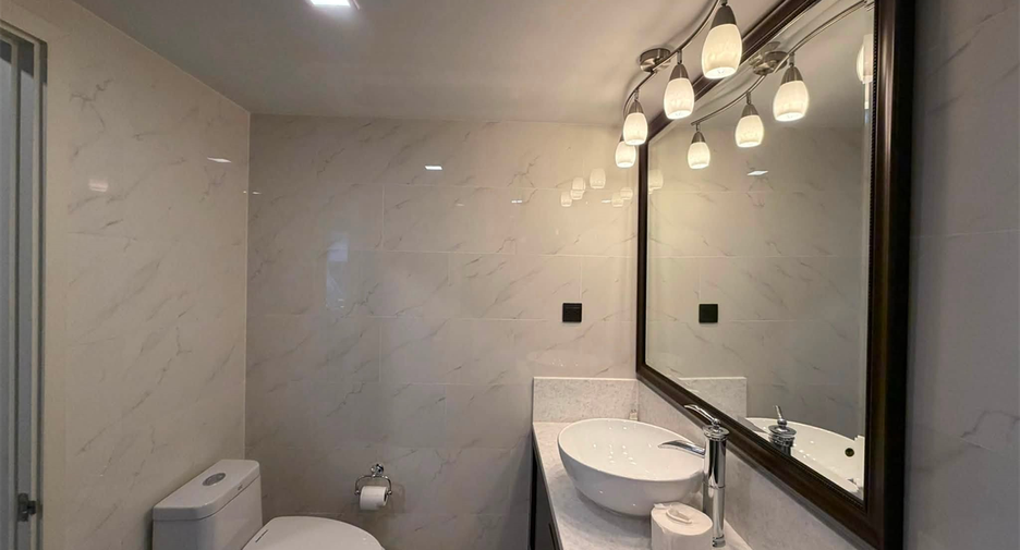 For sale 3 bedrooms condo in Yan Nawa, Bangkok