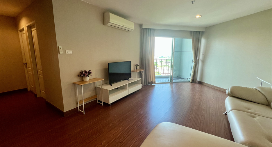 For rent 2 bedrooms condo in Huai Khwang, Bangkok