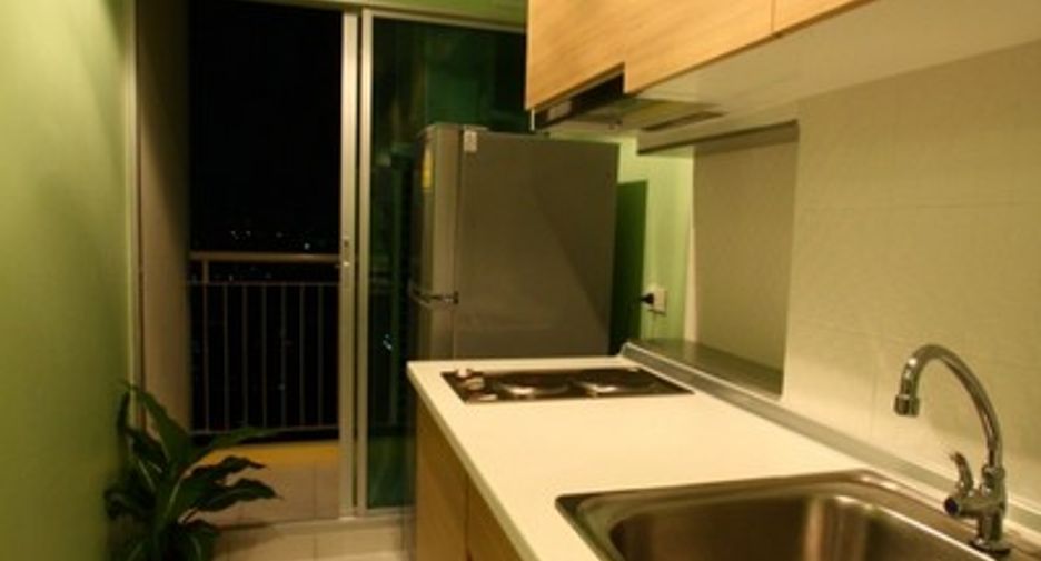 Condo en venta de 2 habitaciones en Bang Sue, Bangkok