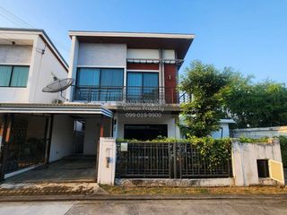 For sale 3 bedrooms house in Prawet, Bangkok