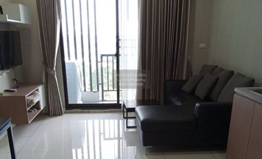 For sale 1 bed condo in Si Racha, Chonburi