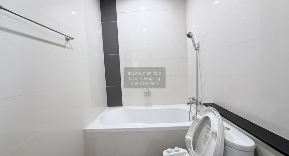 For sale 1 bed condo in Si Racha, Chonburi
