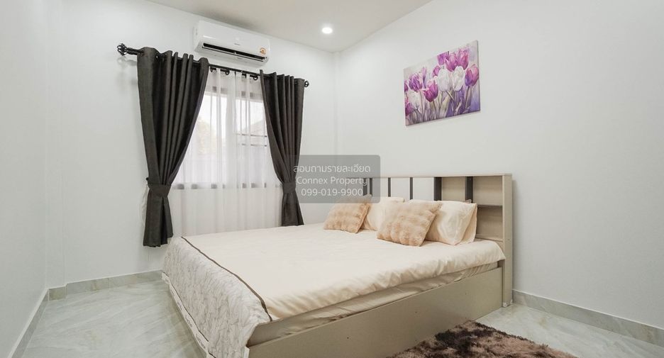 For sale 3 bedrooms townhouse in Bang Lamung, Chonburi