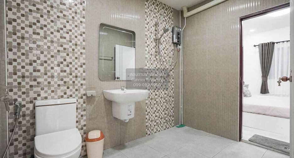 For sale 3 bedrooms townhouse in Bang Lamung, Chonburi
