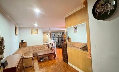 For sale 3 bedrooms condo in Yan Nawa, Bangkok