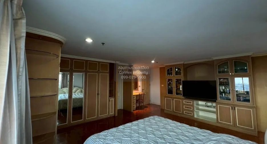 For sale 3 bedrooms condo in Yan Nawa, Bangkok