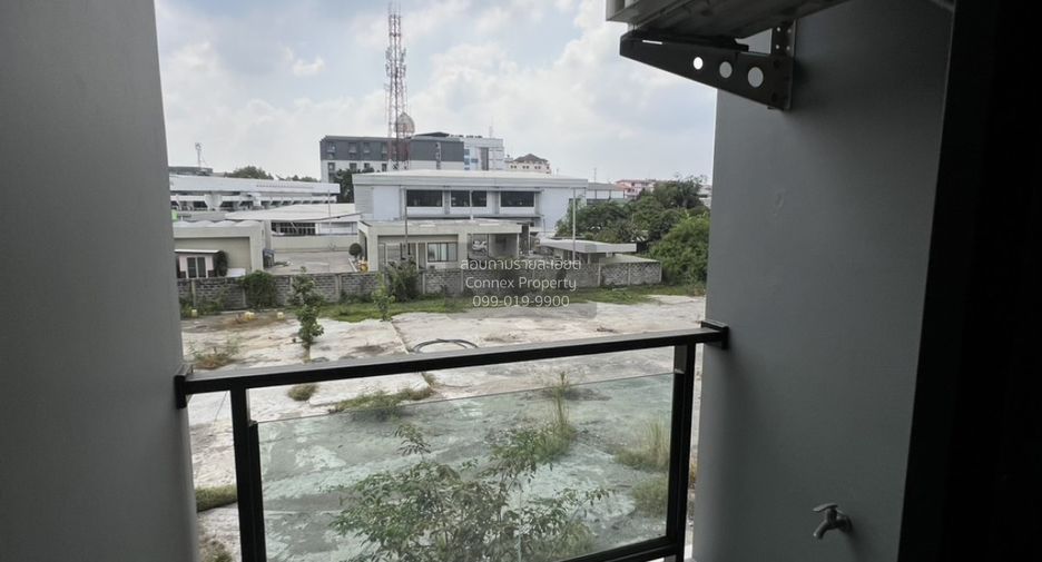 For sale 1 bed condo in Khan Na Yao, Bangkok