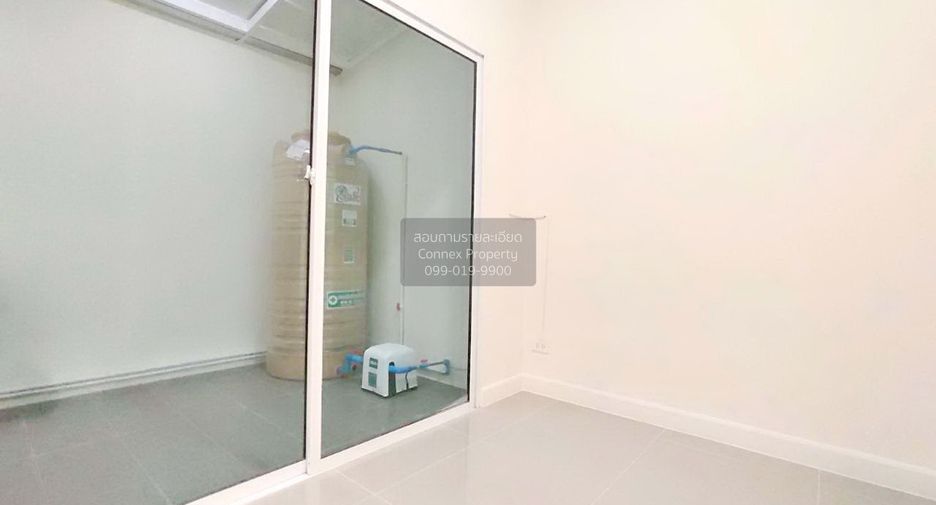 For sale 4 bedrooms townhouse in Pak Kret, Nonthaburi