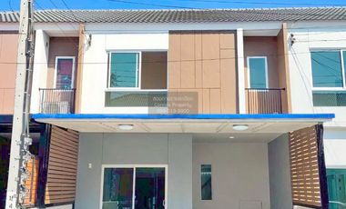 For sale 4 bedrooms townhouse in Pak Kret, Nonthaburi