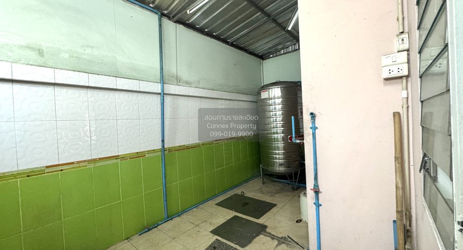 For sale 4 bedrooms townhouse in Bang Khae, Bangkok