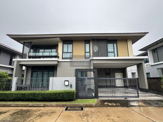 À vendre 5 chambres maison à Lam Luk Ka, Pathum Thani