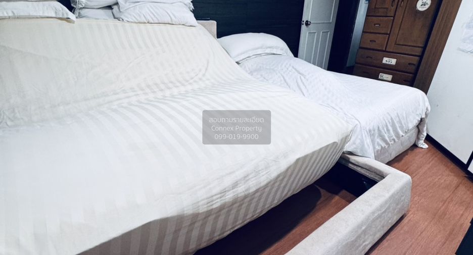 For sale 3 bedrooms condo in Bangkok Noi, Bangkok